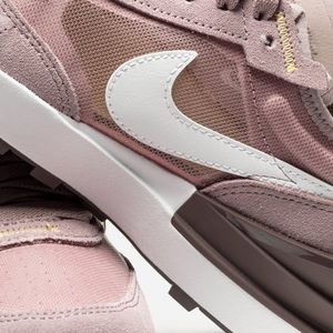 Nike waffle sneakers women size 8 kids size 6.5 new